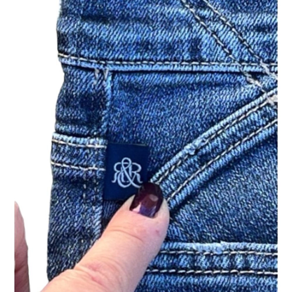 Rock & Republic EUC Skinny Jean Women's Blue Distressed  Embroidered Size 6 - Picture 11 of 16